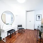 Beautiful Apartment In Vienna\'S Heart