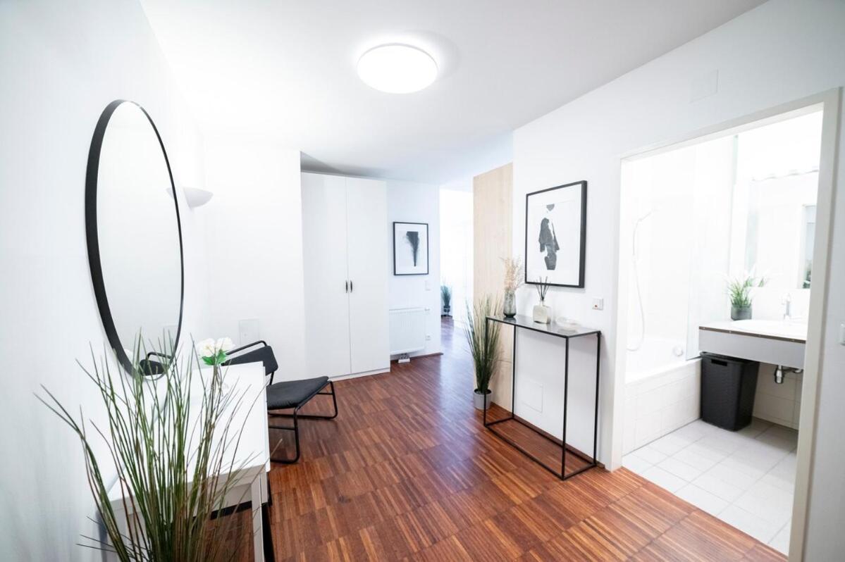 Apartment Beautiful In Vienna's Heart 18 *